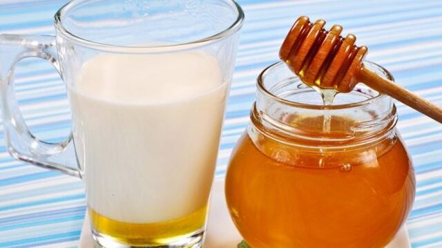 El derisinin gençleştirilmesi için ballı kefir